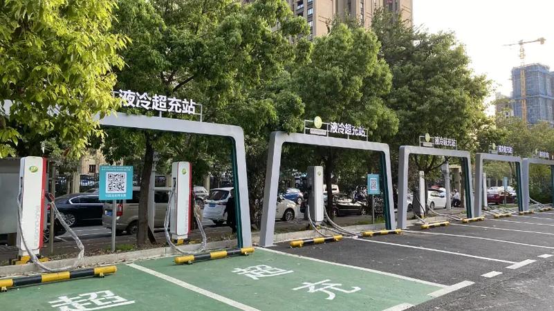 华为超液冷超充网络 加速全国布局，赋能新能源汽车时代